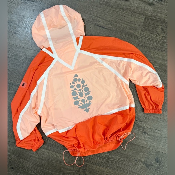 *NWOT* Care FP Like The Wind Logo Jacket - Peach Combo - Picture 7 of 8